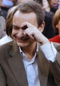 Zapatero insiste en forzar un pacto entre creadores y operadoras para regular las descargas